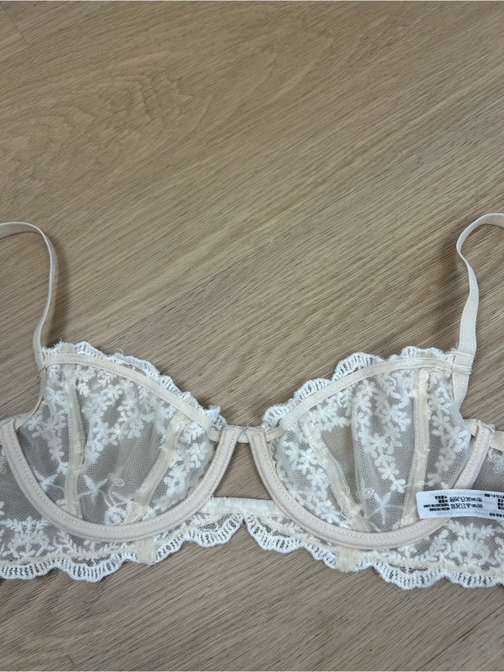 Free People Intimately Daydreamer Lace Underwire Bra 32A